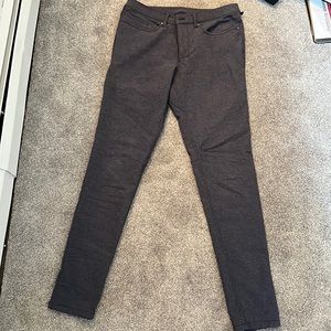 Lulu Lemon size 33 Pants
